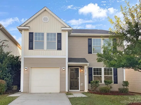 10810 Derryrush Dr, Charlotte, NC 28213