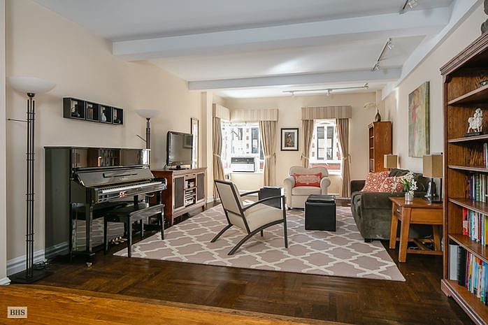 1st image of 565 W End Ave APT 9C