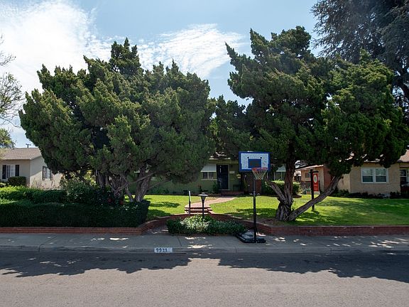 5th image of 9971 Poulsen Ave