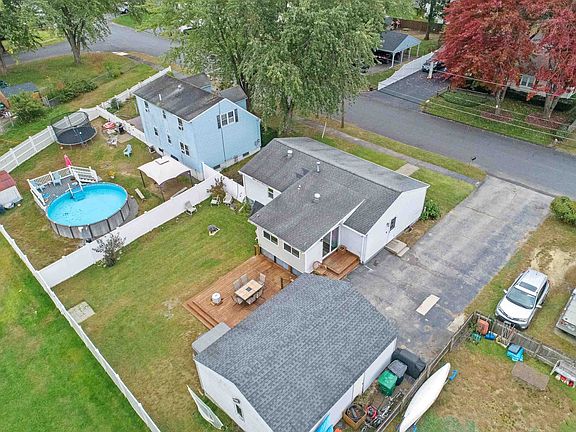 5th image of 12 Waltham Drive