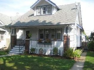 1212 S 74th St, West Allis, WI 53214