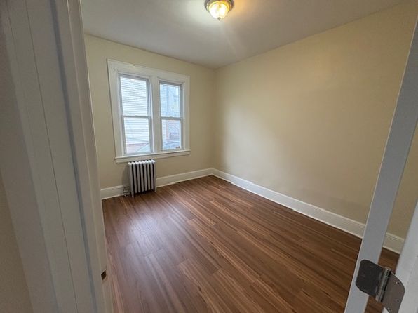 509-511 E 32nd St APT 2