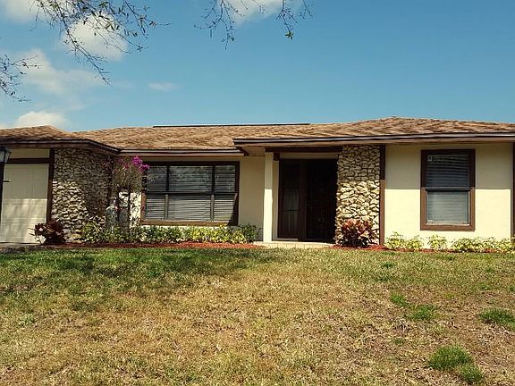 2nd image of 105 Joy Haven Dr