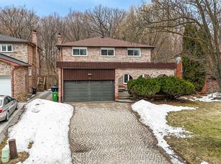 13 Carmel Ct, Toronto, ON M2M 4B2