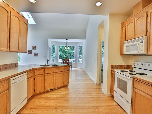 4th image of 7803 66th Avenue Ct NW