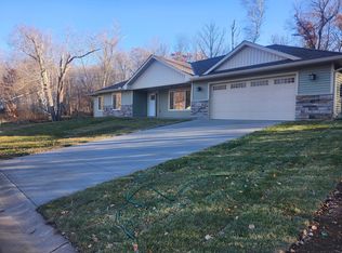 414 Knollwood Ave, Saint Croix Falls, WI 54024