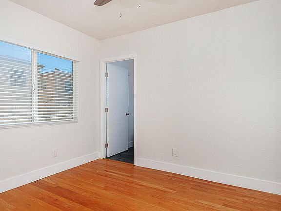 3rd image of 3427 33rd St