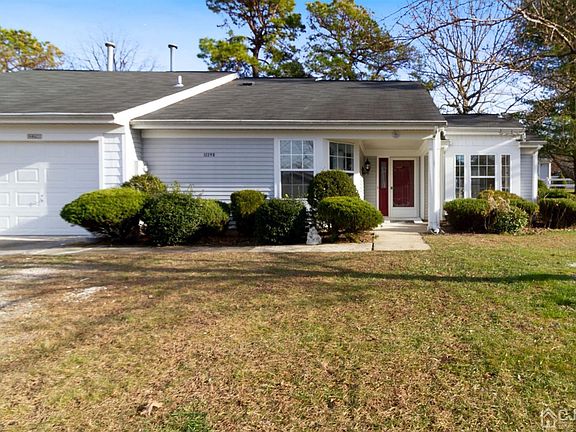 3rd image of 1229B Thornbury Ln