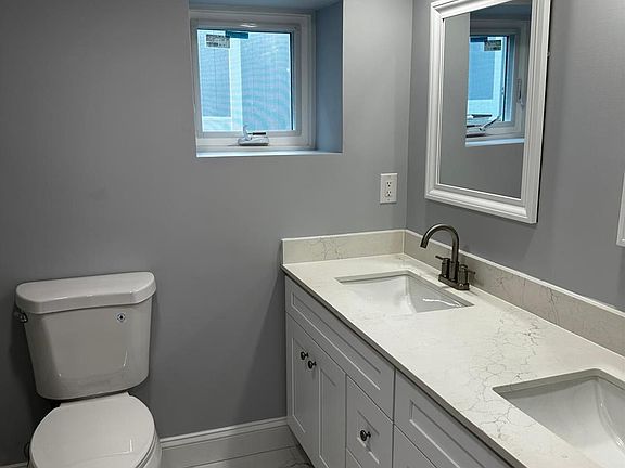 3rd image of 70 Richard St