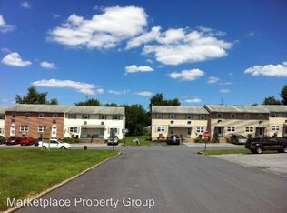 1041 Pine Grove Cir, Allentown, PA 18106