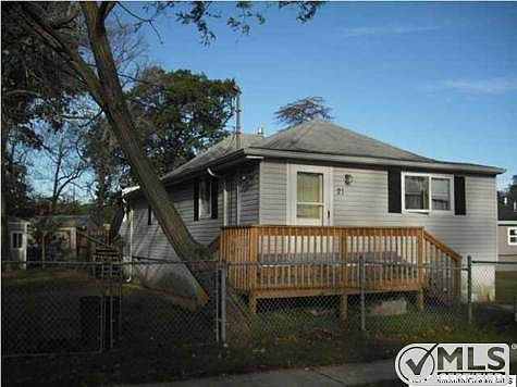 3rd image of 21 Orchard St