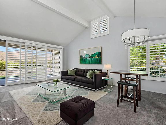 3rd image of 36075 Paseo Circulo W