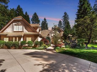 12870 Chatsworth Ln, Grass Valley, CA 95945