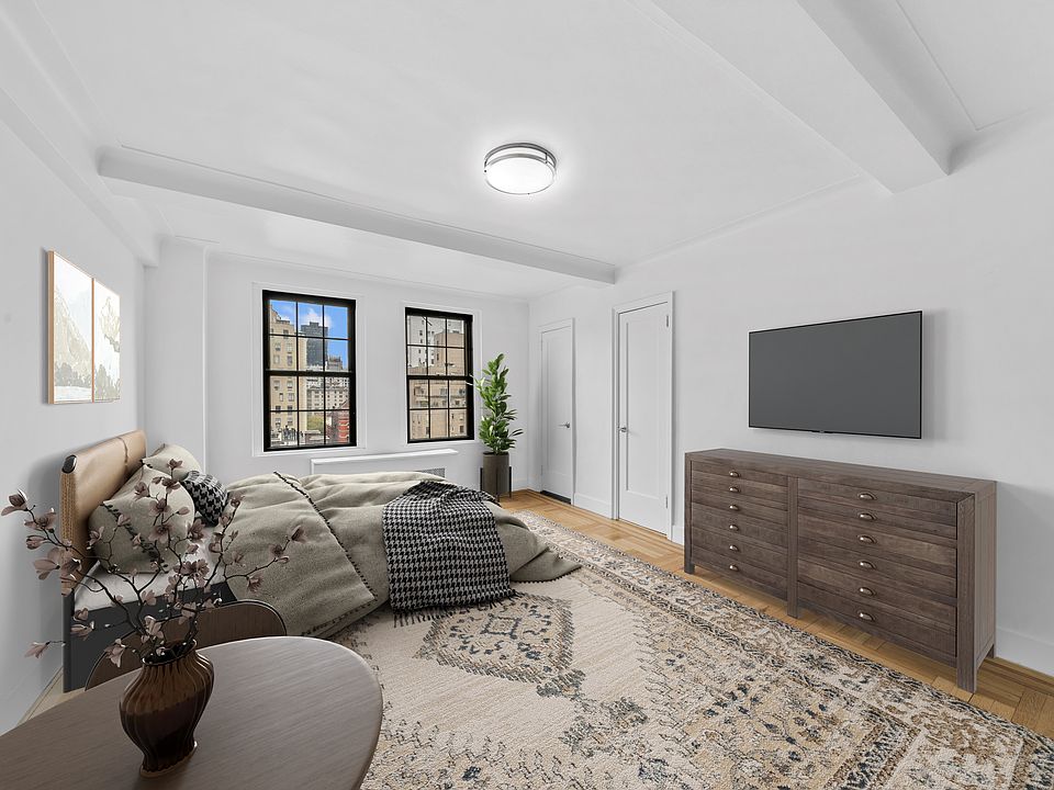 2nd image of 25 E 67th St APT 11B