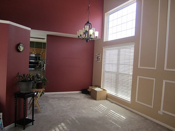 4th image of 1334 Royal Oak Ln