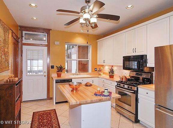 5th image of 233 Clinton Ave APT 1S