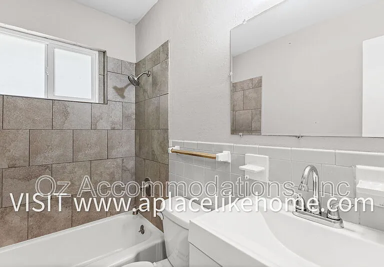 3609 W 47th St — Photo 9