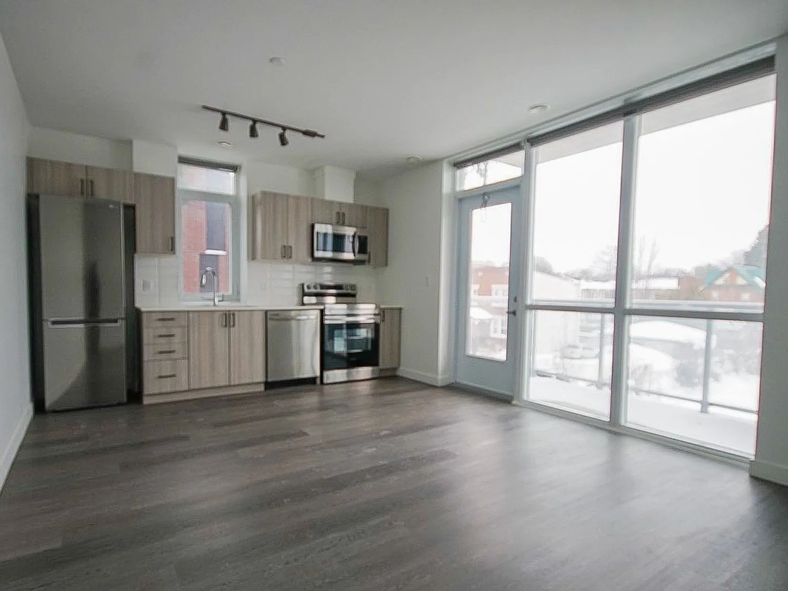 388 King St E Kitchener — Photo 4