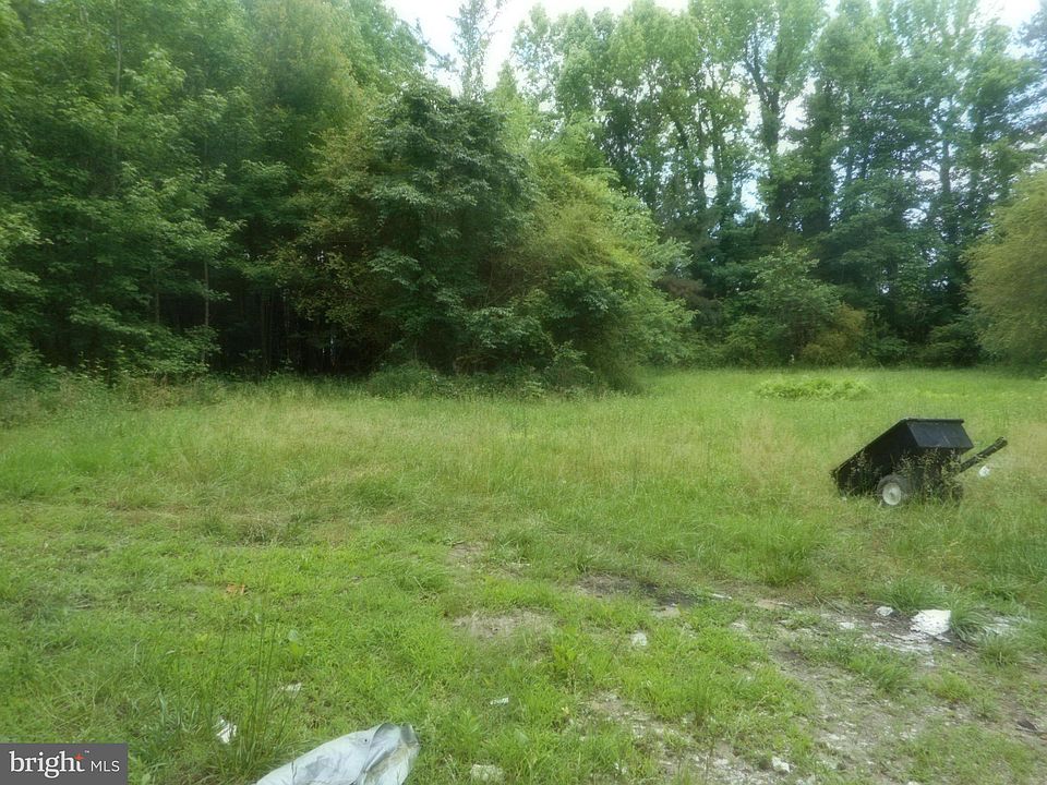 2nd image of 2526 General Puller Hwy