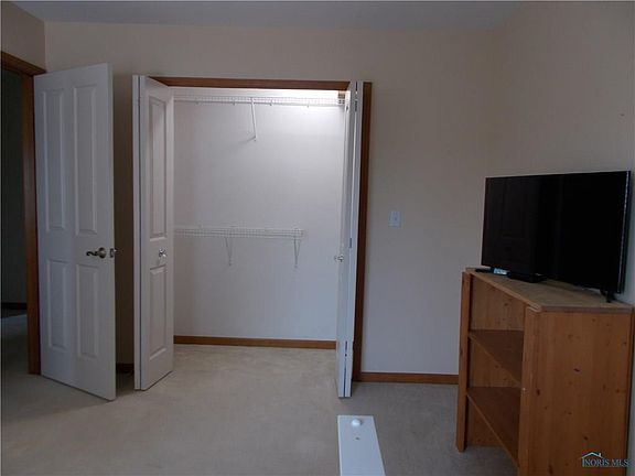 5th image of 107 Jordan Dr