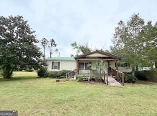 698 Pat Dixon Rd, Hazlehurst, GA 31539