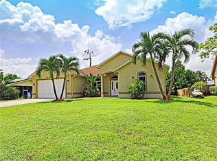 18242 Hemlock Rd, Fort Myers, FL 33967