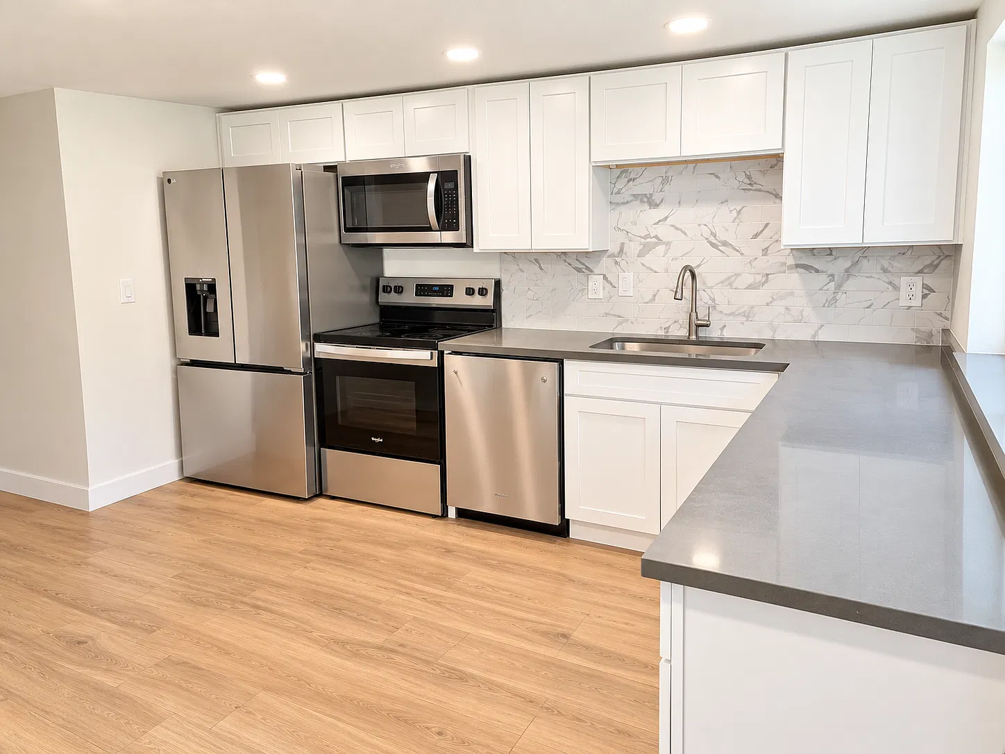 3 bed, $2,500 — Photo 1