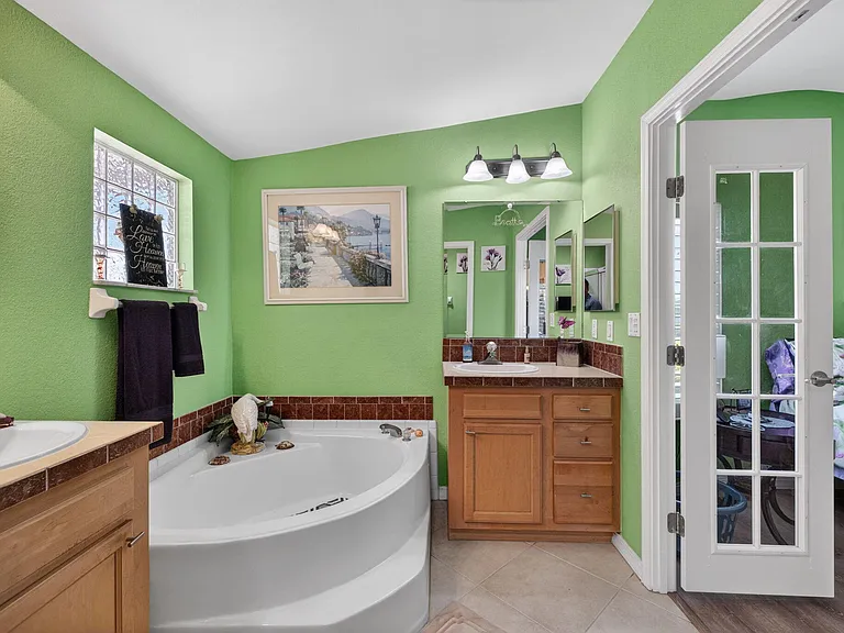 2820 Eagles Nest Way — Photo 25