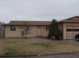 140 John Day St, Umatilla, OR 97882