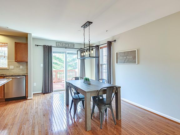 5th image of 1810 Goldsborough Ln