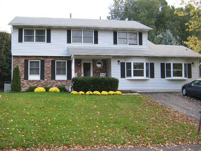 52 Meadow Lane - Street View