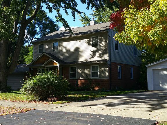 3rd image of 4171 Silver Birch Dr