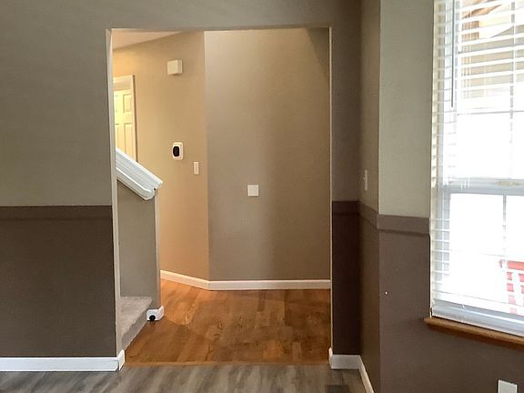 4th image of 943 NW Calypso Cir