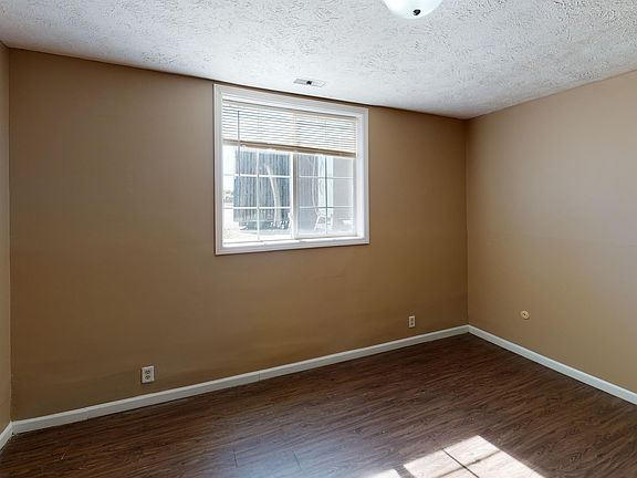5th image of 3220 W 13th St APT 1