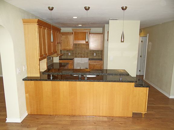 4th image of 5921 NE 22nd Ave