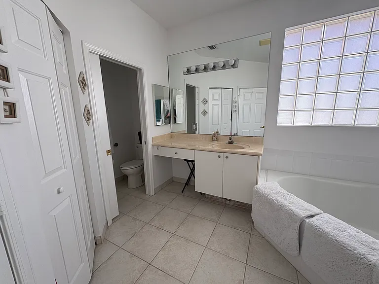 15426 Fiorenza Cir — Photo 15