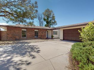 10024 Treasure Ct NW, Albuquerque, NM 87114