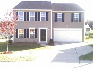 3104 Crisp Wood Ln, Charlotte, NC 28269