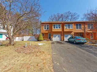 46 Brenden Ct, Clifton Park, NY 12065