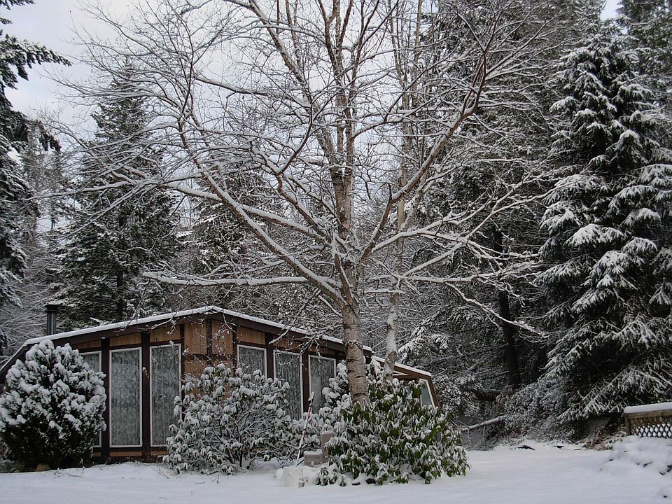 2nd image of 3485 Locker Rd SE