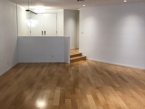 2nd image of 11808 Dorothy St APT 106