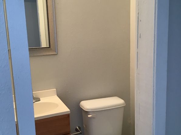 1807 Mayo St APT 4, Commerce, TX 75428 – 2-bedroom rental in Commerce