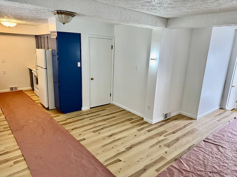 3700 49th St #B — Photo 3