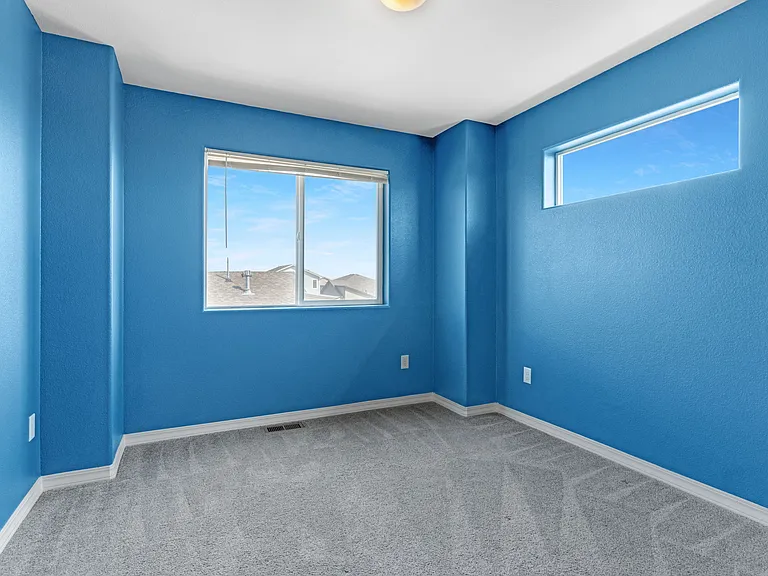 897 Technology Ct — Photo 21