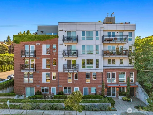 750 11th Avenue E #202, Seattle, WA 98102