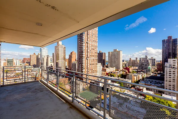 Rented by UES Management | media 30