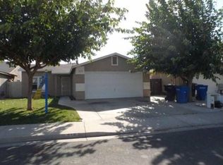 216 Torvend Way, Patterson, CA 95363