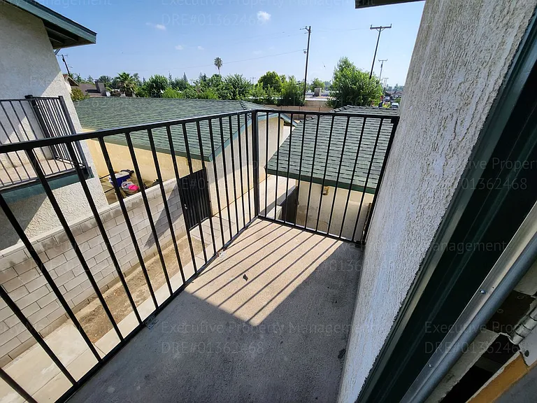 6302 Castleford St — Photo 7