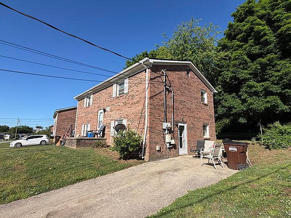 2nd image of 214 Valley St