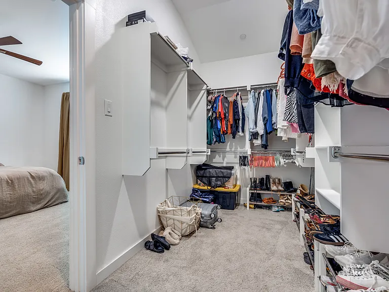 1520 Navasota Trl — Photo 18